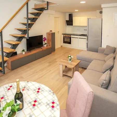 Apartamento Izi Split